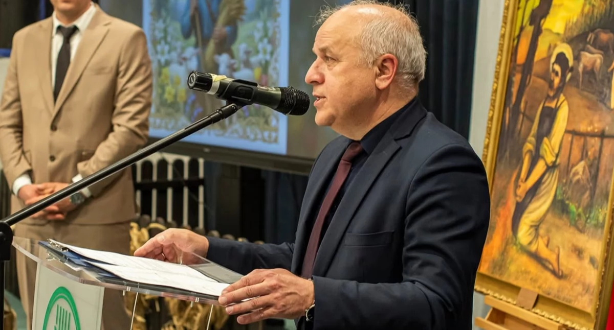 Jednogłośne poparcie dla wójta w Piątnicy. Będzie też wyższa pensja