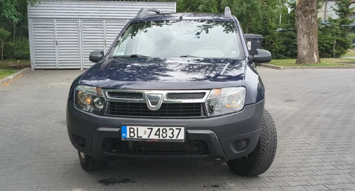 Nie przegap okazji! Gmina sprzedaje Dacię [FOTO]