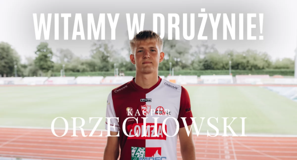 Piłka nożna, Łomża Młodzieżowiec pokładzie - zdjęcie, fotografia