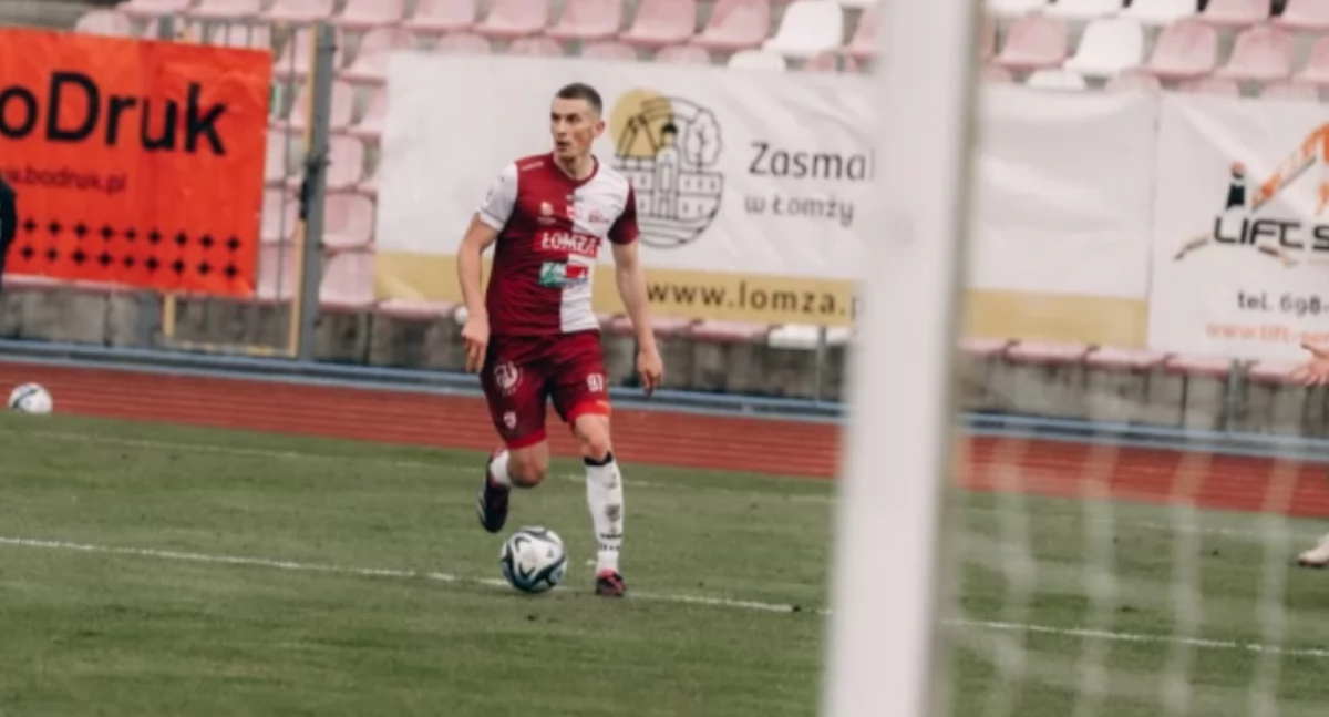 Piłka nożna, Łomża Karmański Awans pokaże - zdjęcie, fotografia