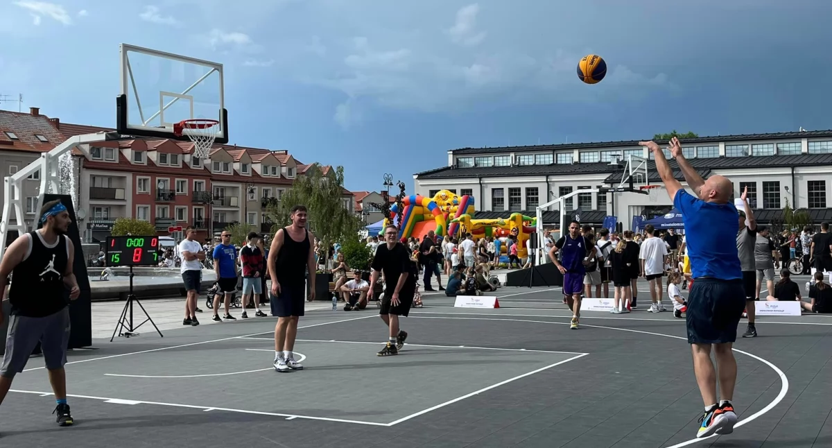 Koszykówka, Zbieraj kolegów kosz! - zdjęcie, fotografia