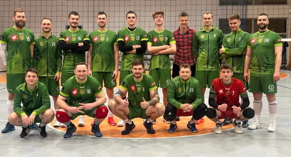 Koszykówka, Pierwszy sprawdzian Huraganu - zdjęcie, fotografia