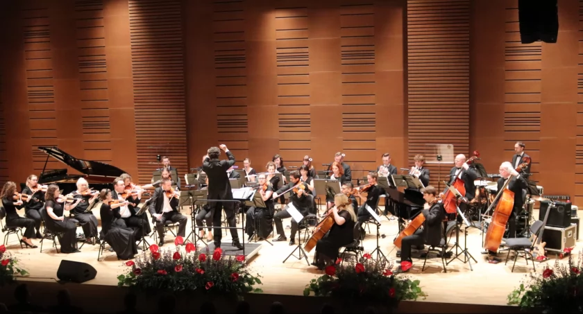 Fb. Filharmonia Kameralna w Łomży