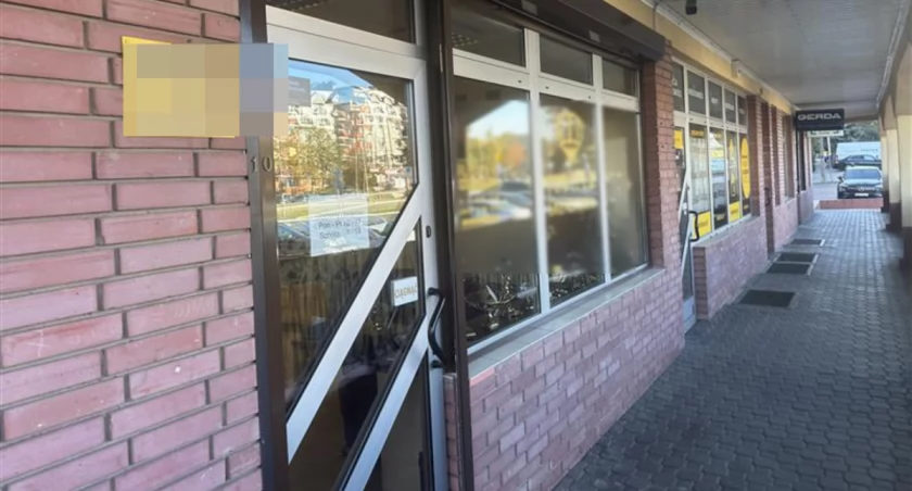 https://elicytacje.komornik.pl/licytacje/48504/lokal-uzytkowy
