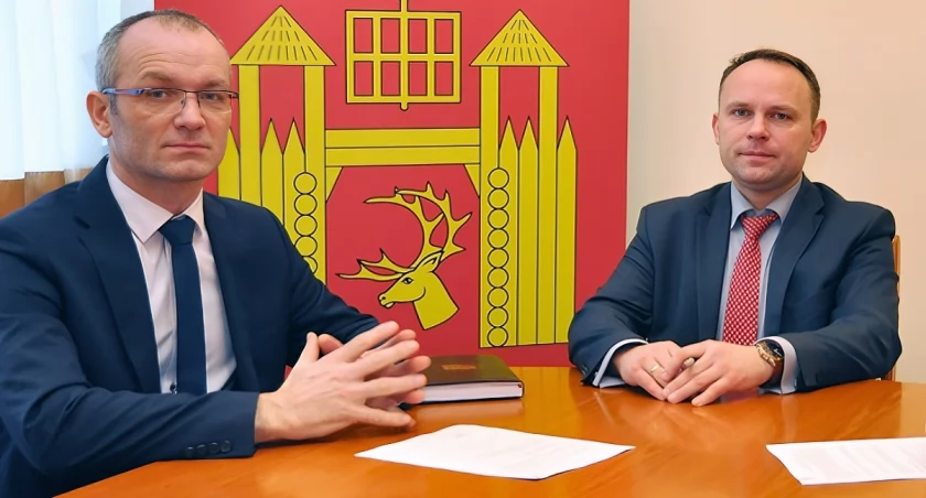 Sławomir Gawrych i wójt Gminy Łomża Piotr Kłys fot. UG Łomża 
