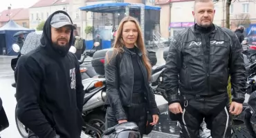 Motoserce w Łomży bez parady. Organizatorzy przegrali z pogodą [FOTO i VIDEO]