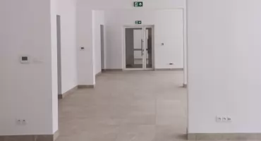 Nowoczesna biblioteka w Łomży otwiera swoje drzwi. Wielki powrót Filii nr 2 po remoncie