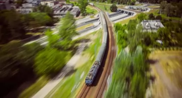 Kolej wraca do Łomży. Darmowe przejazdy do Ostrołęki. Intercity z akcją promocyjną