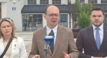 Wiceminister w Łomży. Sebastian Gajewski chwalił się sukcesami Lewicy [FOTO]