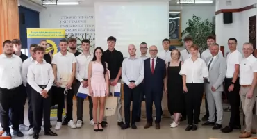 Uczniowie łomżyńskiego Mechaniaka wrócili z Włoch bogatsi o zawód i... życiową samodzielność [VIDEO i FOTO]