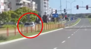 Zagubiony na nowym osiedlu? Niebezpieczna pomyłka na Zawadzkiej [VIDEO]