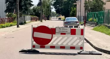 Rozkopana ul. Rybaki. Awaria deszczówki odcięła kawałek Łomży